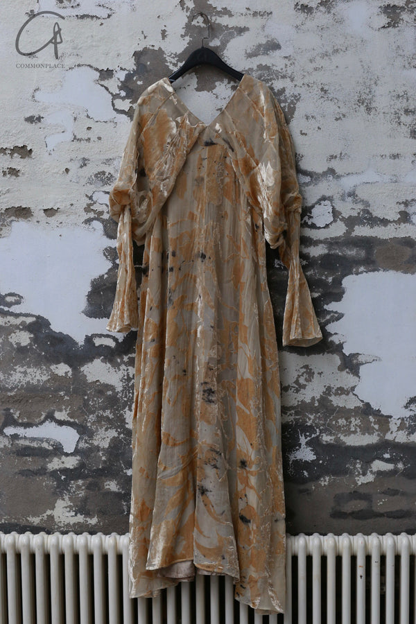 Mutedance 24 Autumn and Winter Dress with Cuffed Sleeves MD-MD24FW84-gold